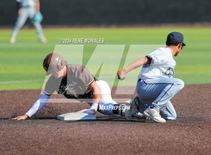 Thumbnail 3 in Loyola vs St Francis photogallery.