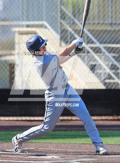 Thumbnail 2 in Loyola vs St Francis photogallery.
