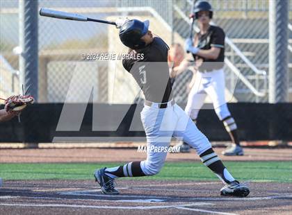 Thumbnail 2 in Loyola vs St Francis photogallery.