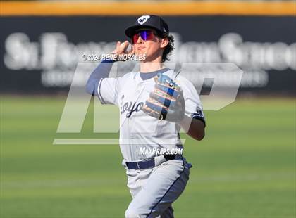 Thumbnail 2 in Loyola vs St Francis photogallery.