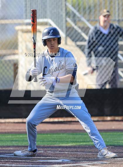 Thumbnail 2 in Loyola vs St Francis photogallery.