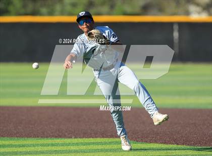 Thumbnail 1 in Loyola vs St Francis photogallery.