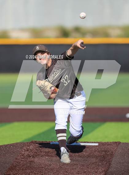 Thumbnail 2 in Loyola vs St Francis photogallery.