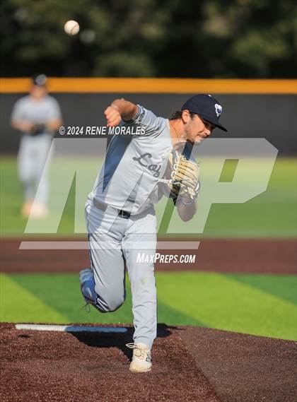 Thumbnail 2 in Loyola vs St Francis photogallery.