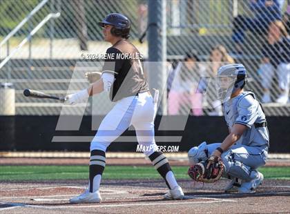 Thumbnail 2 in Loyola vs St Francis photogallery.