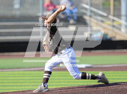 Thumbnail 2 in Loyola vs St Francis photogallery.