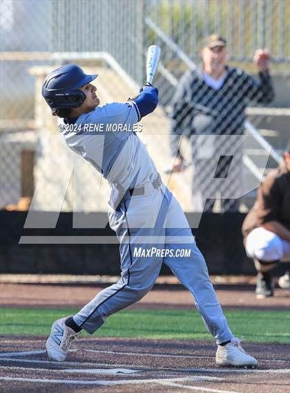 Thumbnail 1 in Loyola vs St Francis photogallery.