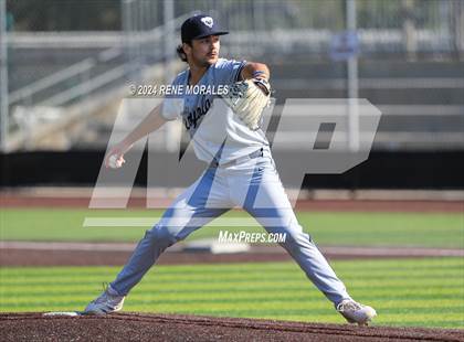 Thumbnail 3 in Loyola vs St Francis photogallery.