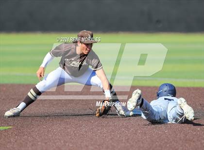 Thumbnail 2 in Loyola vs St Francis photogallery.
