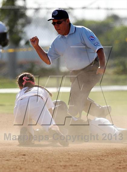 Thumbnail 2 in Carson vs. Kennedy (CIF LA City Section D1 Final) photogallery.