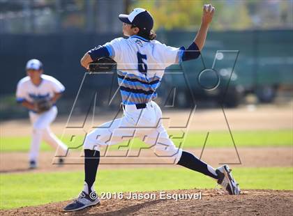 Thumbnail 1 in Los Altos vs. Walnut photogallery.