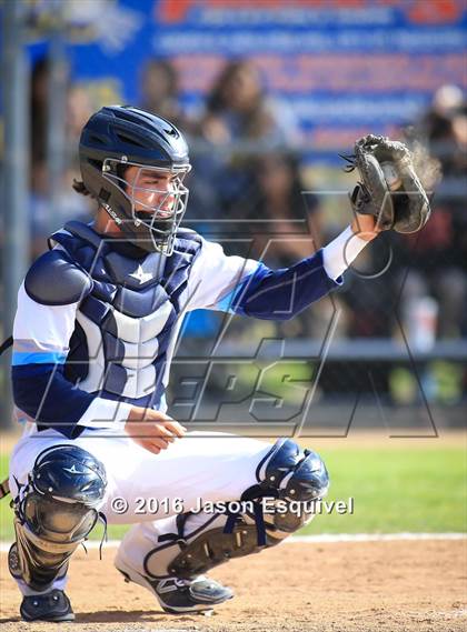 Thumbnail 1 in Los Altos vs. Walnut photogallery.