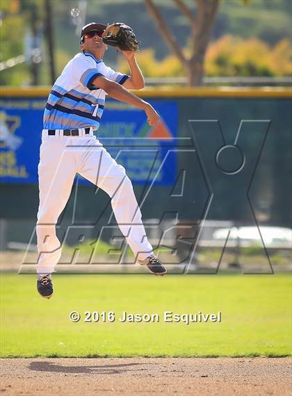Thumbnail 3 in Los Altos vs. Walnut photogallery.