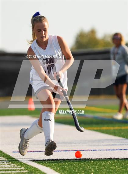 Thumbnail 2 in East Islip @ Eastport-South Manor photogallery.