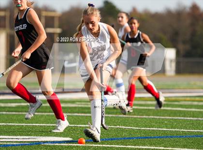 Thumbnail 2 in East Islip @ Eastport-South Manor photogallery.