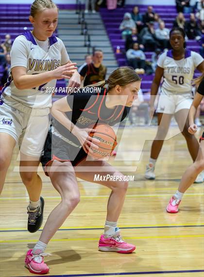 Thumbnail 1 in Lake Stevens vs. Newport - Bellevue (WIAA 4A District 1/2) photogallery.