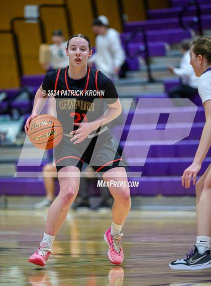 Thumbnail 2 in Lake Stevens vs. Newport - Bellevue (WIAA 4A District 1/2) photogallery.