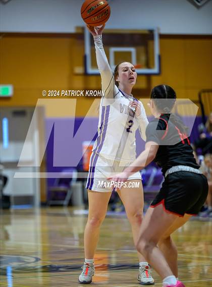 Thumbnail 1 in Lake Stevens vs. Newport - Bellevue (WIAA 4A District 1/2) photogallery.