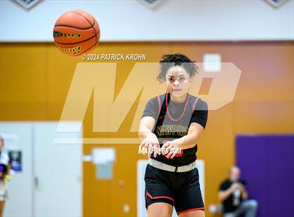 Thumbnail 3 in Lake Stevens vs. Newport - Bellevue (WIAA 4A District 1/2) photogallery.