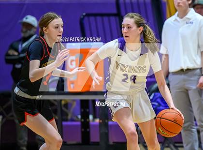 Thumbnail 3 in Lake Stevens vs. Newport - Bellevue (WIAA 4A District 1/2) photogallery.