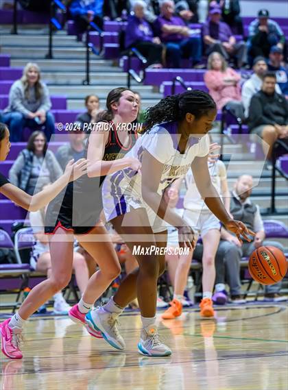 Thumbnail 3 in Lake Stevens vs. Newport - Bellevue (WIAA 4A District 1/2) photogallery.