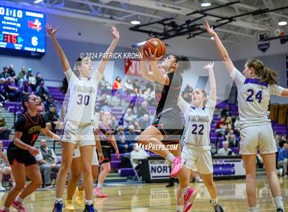 Thumbnail 2 in Lake Stevens vs. Newport - Bellevue (WIAA 4A District 1/2) photogallery.