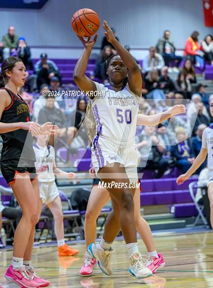 Thumbnail 2 in Lake Stevens vs. Newport - Bellevue (WIAA 4A District 1/2) photogallery.