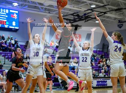 Thumbnail 3 in Lake Stevens vs. Newport - Bellevue (WIAA 4A District 1/2) photogallery.