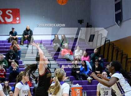 Thumbnail 2 in Lake Stevens vs. Newport - Bellevue (WIAA 4A District 1/2) photogallery.