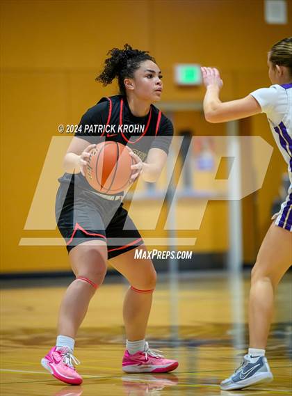 Thumbnail 1 in Lake Stevens vs. Newport - Bellevue (WIAA 4A District 1/2) photogallery.