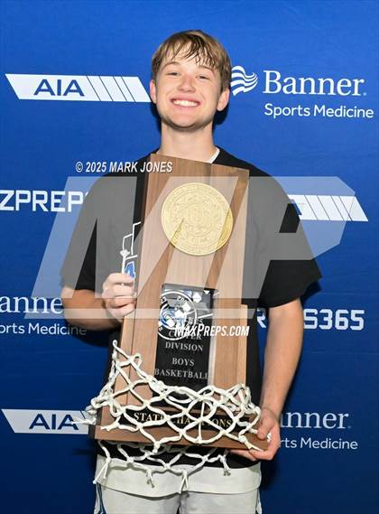 Thumbnail 1 in Valley Christian vs. Gilbert Christian (AIA Copper Final - Awards) photogallery.