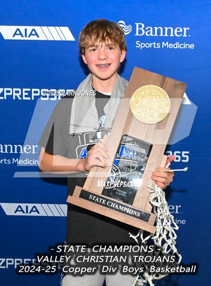 Thumbnail 1 in Valley Christian vs. Gilbert Christian (AIA Copper Final - Awards) photogallery.