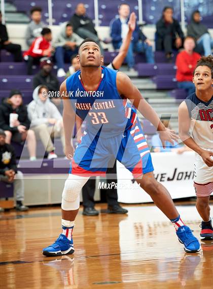 Thumbnail 2 in Greene Central vs. Downey Christian (John Wall Holiday Invitational) photogallery.