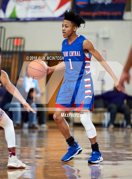 Thumbnail 3 in Greene Central vs. Downey Christian (John Wall Holiday Invitational) photogallery.