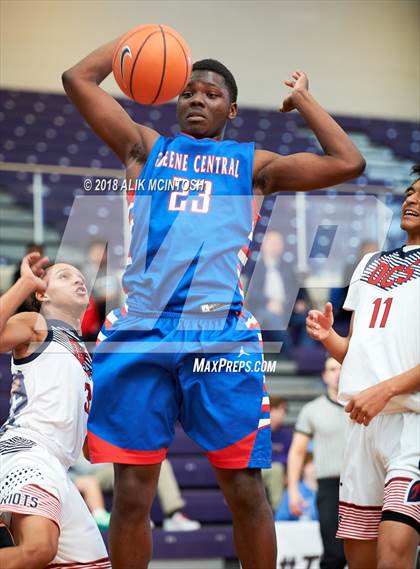 Thumbnail 1 in Greene Central vs. Downey Christian (John Wall Holiday Invitational) photogallery.