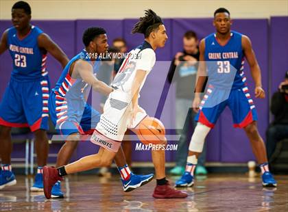 Thumbnail 2 in Greene Central vs. Downey Christian (John Wall Holiday Invitational) photogallery.