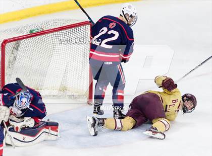 Thumbnail 1 in Central Catholic vs. Boston College High (MIAA Division 1A Semifinal) photogallery.