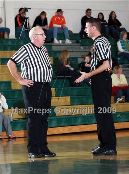 Thumbnail 2 in Powell vs Seymour (Pilot Food-Mart Classic) photogallery.