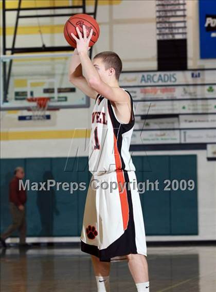 Thumbnail 3 in Powell vs Seymour (Pilot Food-Mart Classic) photogallery.