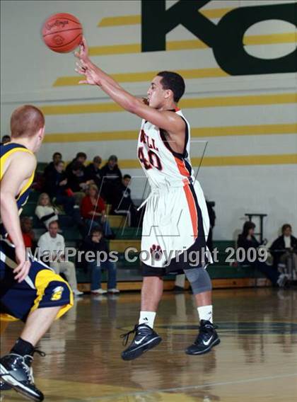 Thumbnail 1 in Powell vs Seymour (Pilot Food-Mart Classic) photogallery.