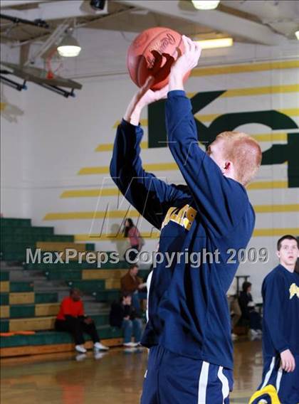 Thumbnail 1 in Powell vs Seymour (Pilot Food-Mart Classic) photogallery.
