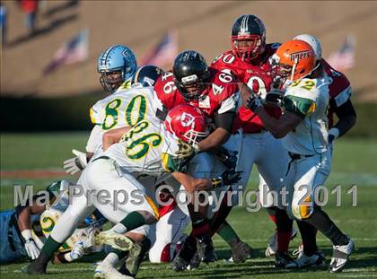 Thumbnail 3 in Shrine Bowl of the Carolinas (North Carolina vs. South Carolina) photogallery.