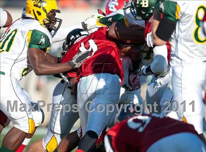 Thumbnail 2 in Shrine Bowl of the Carolinas (North Carolina vs. South Carolina) photogallery.