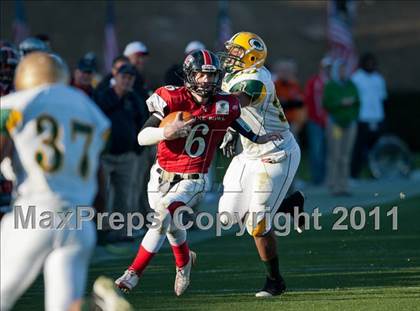 Thumbnail 3 in Shrine Bowl of the Carolinas (North Carolina vs. South Carolina) photogallery.