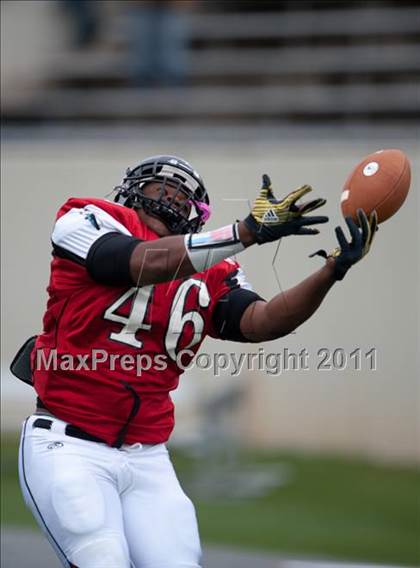 Thumbnail 2 in Shrine Bowl of the Carolinas (North Carolina vs. South Carolina) photogallery.