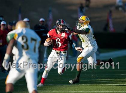 Thumbnail 2 in Shrine Bowl of the Carolinas (North Carolina vs. South Carolina) photogallery.