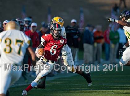 Thumbnail 1 in Shrine Bowl of the Carolinas (North Carolina vs. South Carolina) photogallery.