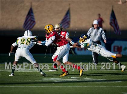 Thumbnail 1 in Shrine Bowl of the Carolinas (North Carolina vs. South Carolina) photogallery.