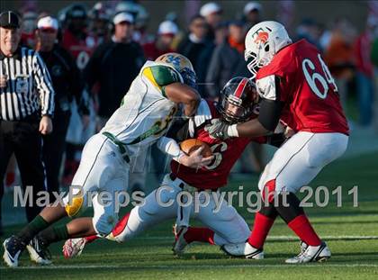 Thumbnail 1 in Shrine Bowl of the Carolinas (North Carolina vs. South Carolina) photogallery.