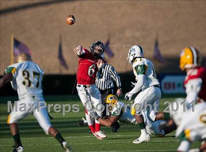 Thumbnail 3 in Shrine Bowl of the Carolinas (North Carolina vs. South Carolina) photogallery.